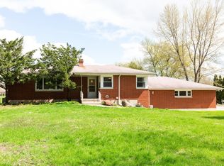 38W238 W Highland Ave, Elgin, IL 60124