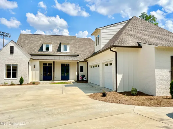 108 Canterbury Pl, Ridgeland, MS 39157