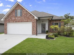 40077 Trace Ave, Prairieville, LA 70769