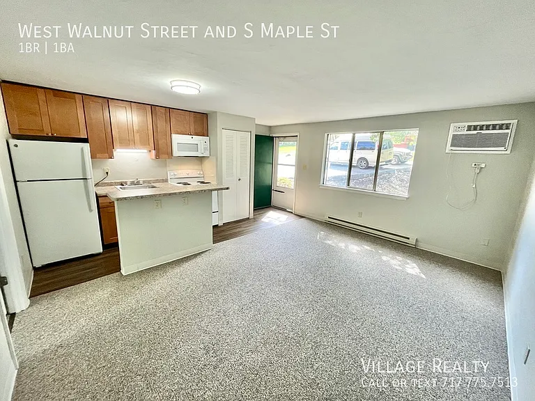 W Walnut St — Photo 25