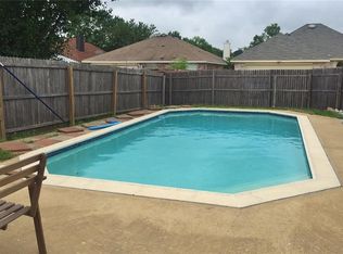 2729 Hidden Springs Dr, Mesquite, TX 75181