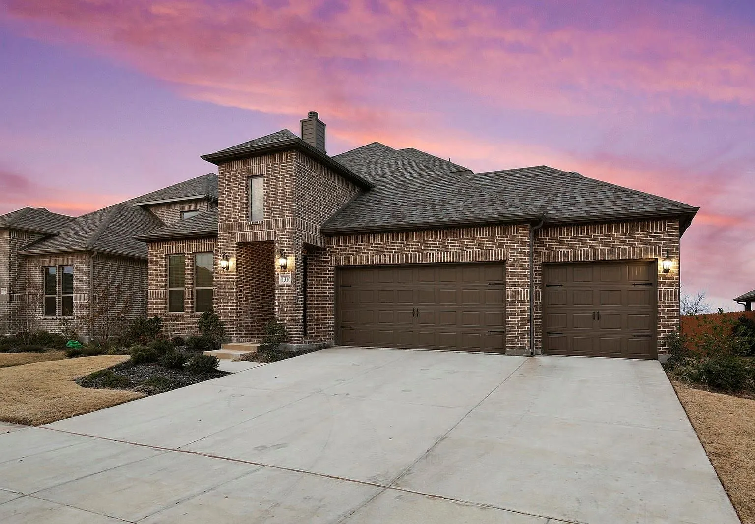 4 bed, 2582 sqft, $3,575 — Photo 1