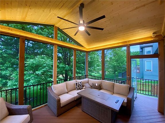 2nd image of 14595 S Rene St