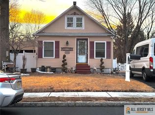 1774 W 5th St, Piscataway, NJ