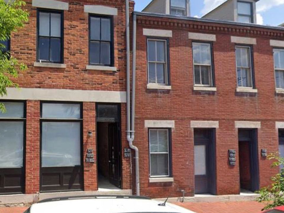 1st image of 921 Geyer Ave #921AR