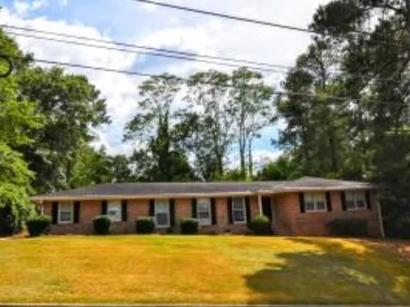 2204 Country Club Ct, Augusta, GA 30904