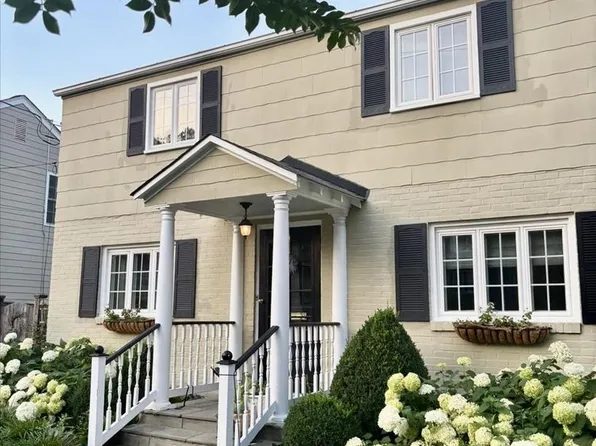 2609 Davis Ave, Alexandria, VA 22302