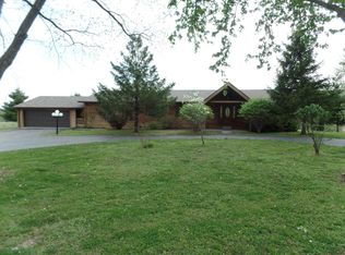 4390 Somerset Rd, Harrisburg, IL 62946