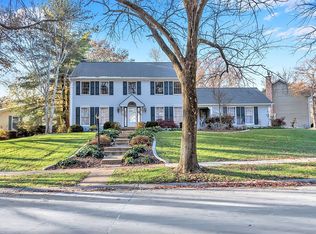 14615 Adgers Wharf Dr, Chesterfield, MO