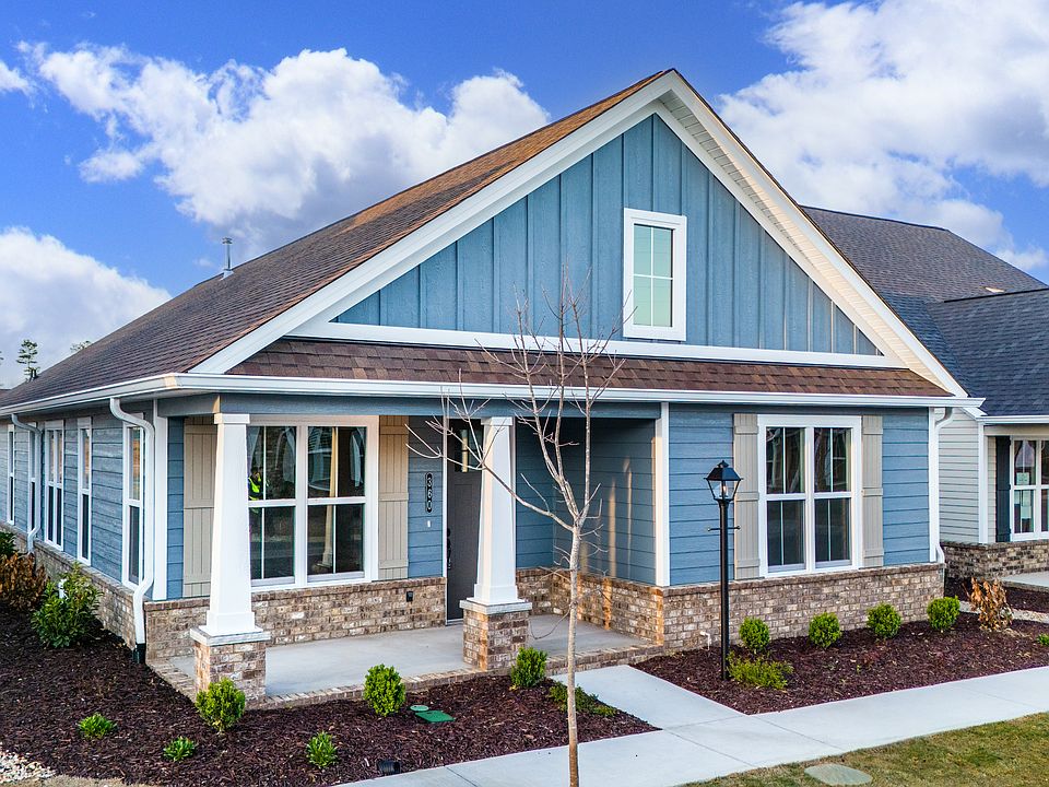 These photos are for example purposes only. Not exact depiction of floorplan for sale.