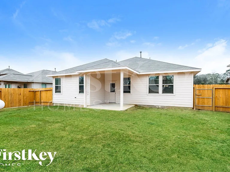 11024 Patriot Ct — Photo 14