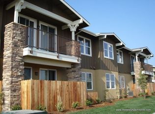 1719 S East Ave APT 4, Reedley, CA 93654