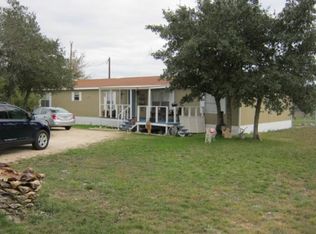 16 Dian Dr, Harper, TX 78631