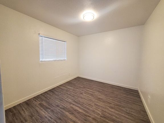 4th image of 1915 E Hayden Ln APT A