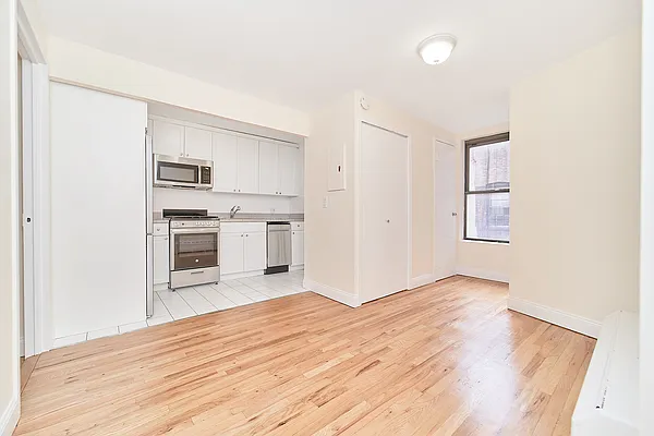 Rented by Living New York | media 9