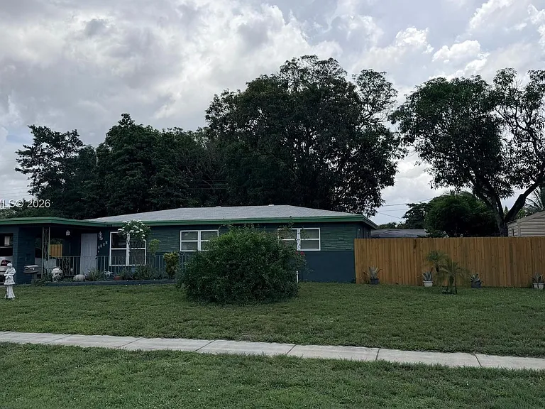 3781 Jackson Blvd — Photo 31