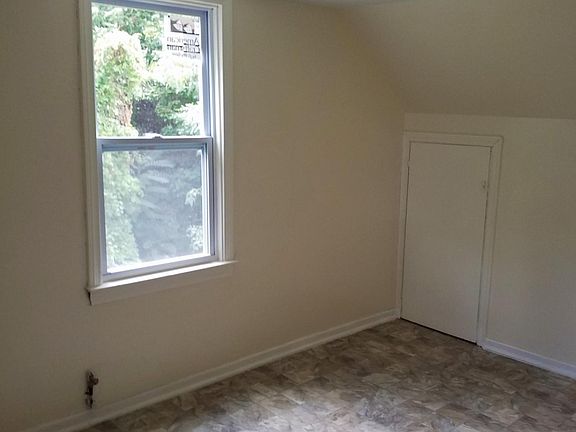 4th image of 57 Warring Ave