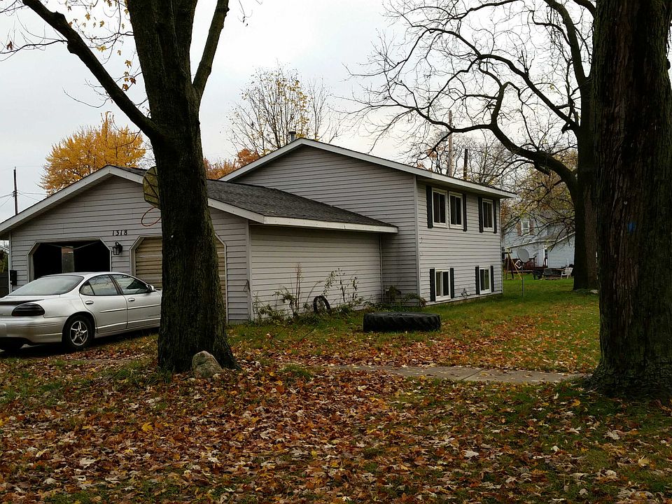 2nd image of 1318 Ionia St