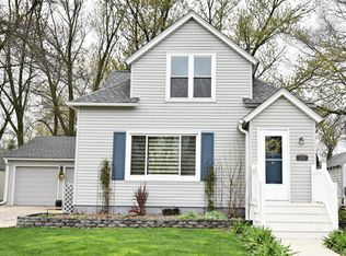 215 N 12th St, Estherville, IA 51334