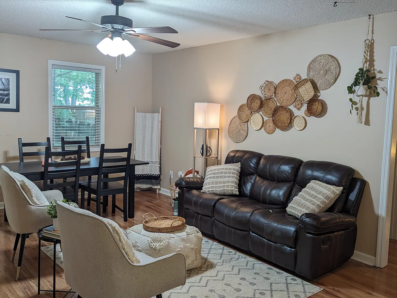 3 bed, 1242 sqft, $1,825 — Photo 3