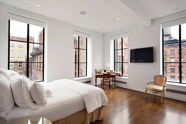 Rented by Town Residential | media 32