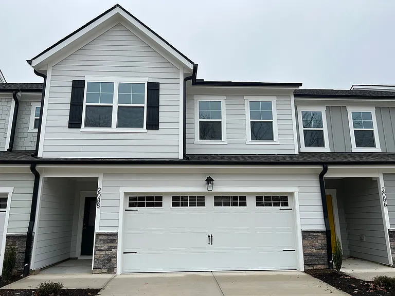 2088 Shaded Knoll Rd — Photo 1