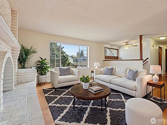 4th image of 11208 SE 234th Place