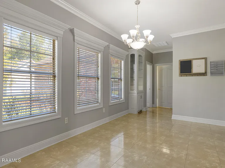 106 Anslem Dr — Photo 10