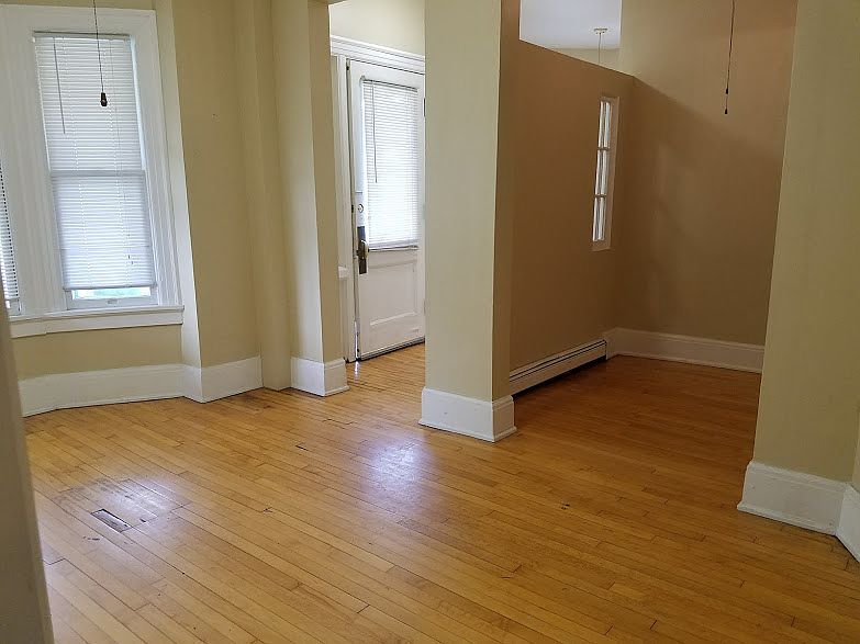 1st image of 3113 W McKinley Blvd #1