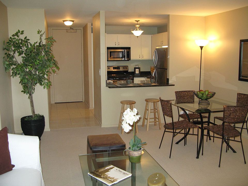 1st image of 2650 N Lakeview Ave APT 404