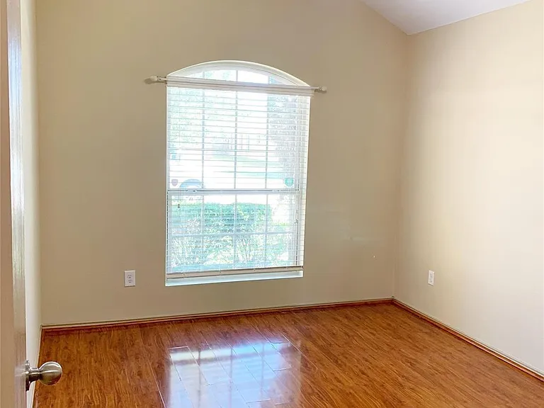 5603 Sunfall Bend Ln — Photo 10