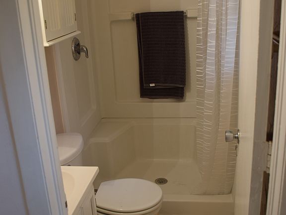 5th image of 2406 Balsam Ter
