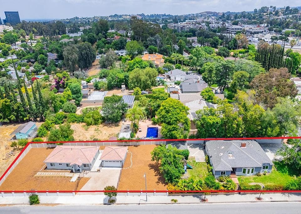 1st image of 22357 Dolorosa St