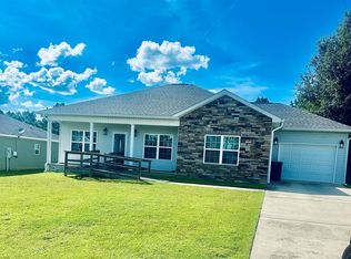 641 Jester St, Cowarts, AL 36321