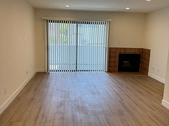 5th image of 460 Myrtle St #117