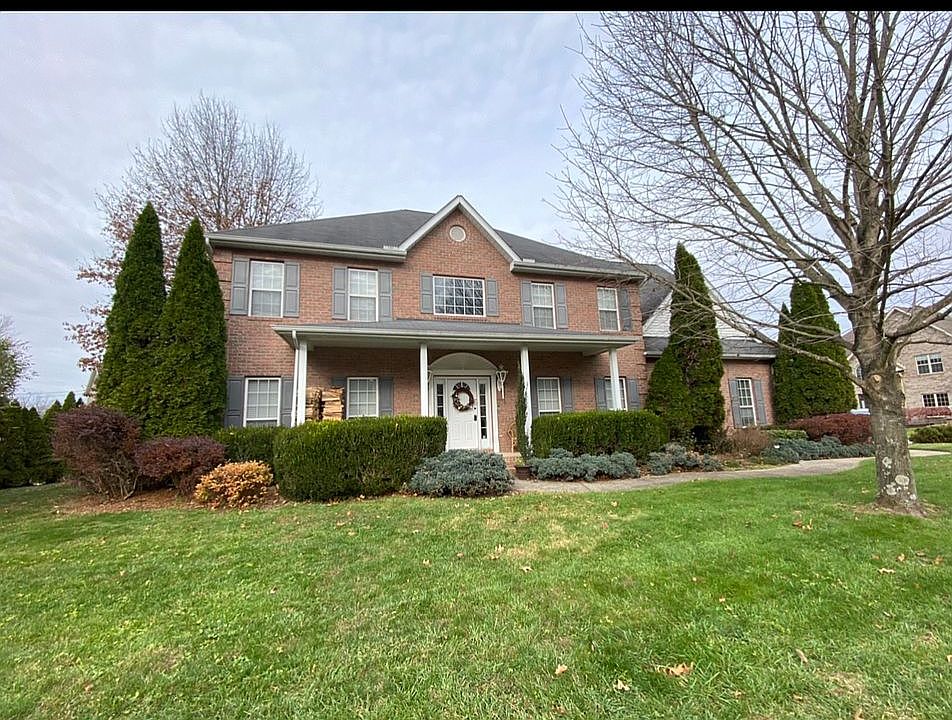 1st image of 110 Southbrooke Dr