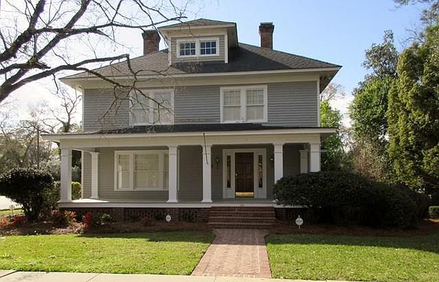 1st image of 301 Gaskin Ave N