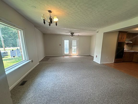 3rd image of 7253 Morgantown Rd