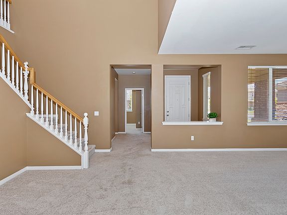 4th image of 45442 Ponderosa Ct