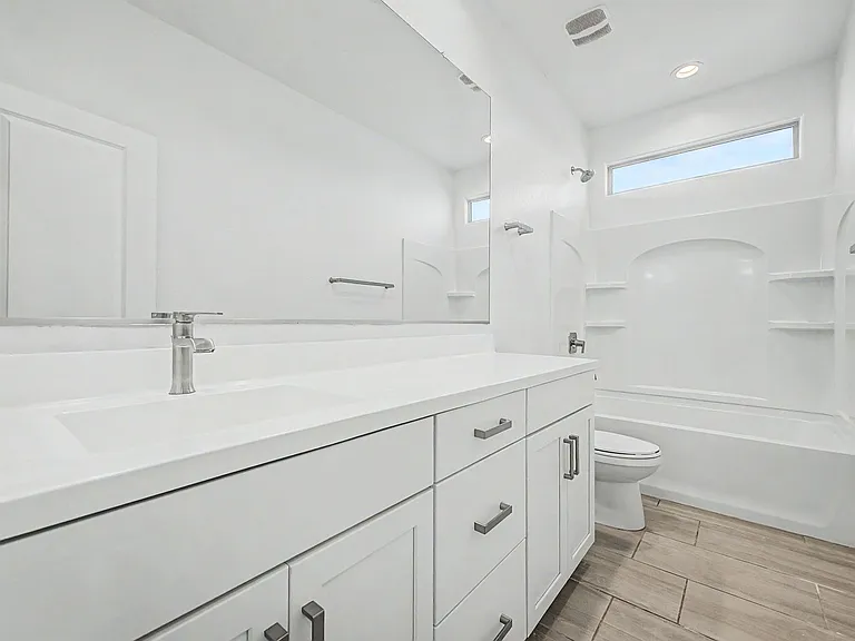10984 W Pierce St — Photo 26