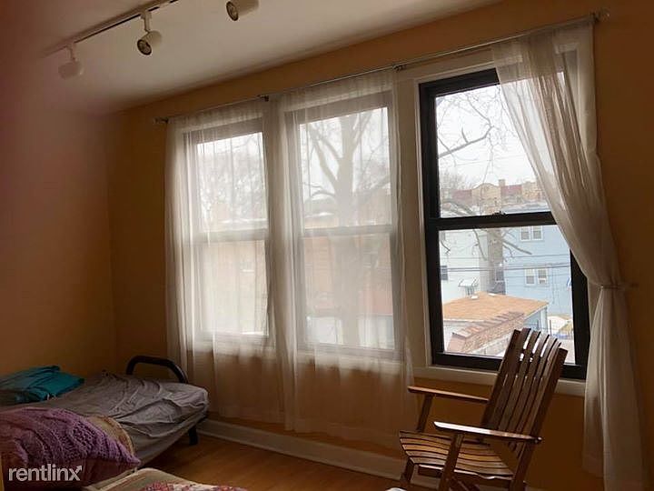 1st image of 1307 W Farwell Ave APT 3