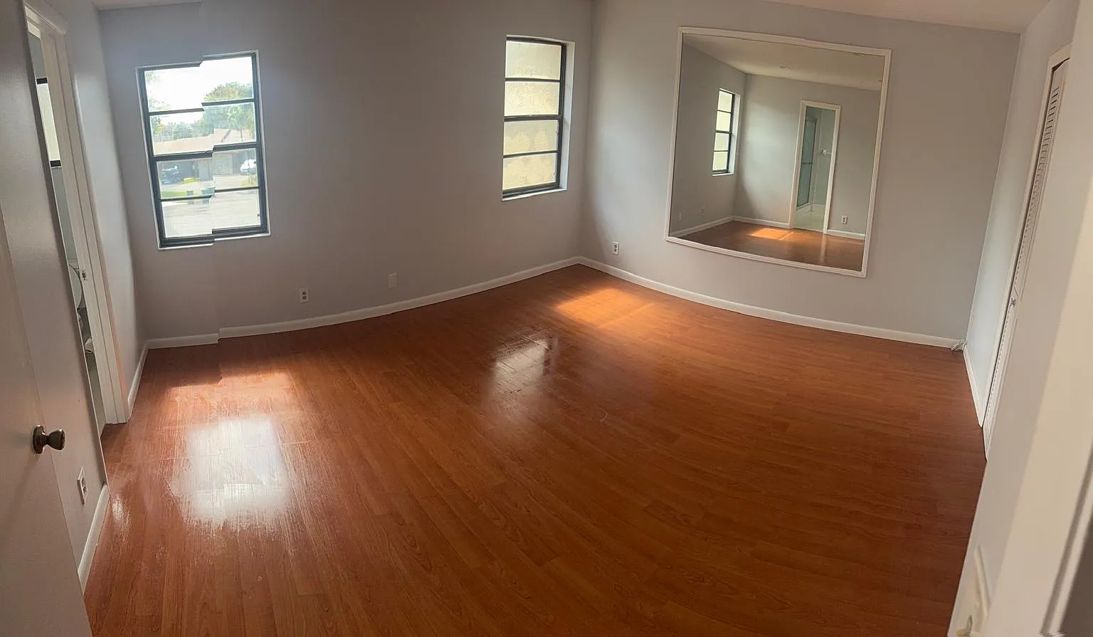 3 bed, 2.5 bath, 1690 sqft, $3,000 — Photo 2