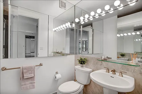 Rented by Compass | media 14