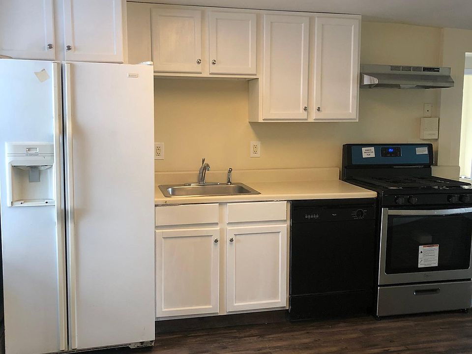 Newly Renovated Kitchen