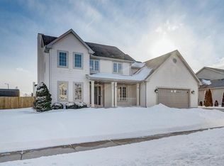 8417 Queensbury Ln, Sturtevant, WI 53177