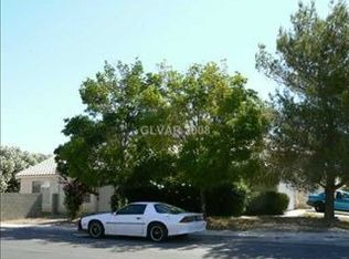 5900 Commodore Cove Dr, Las Vegas, NV 89142