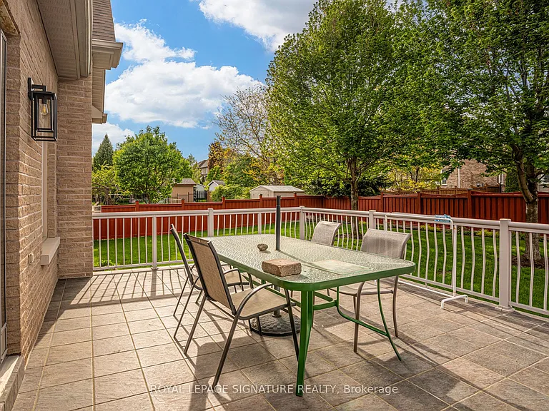 38 Pinemeadow Dr — Photo 44
