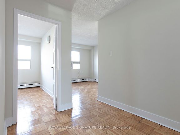 2nd image of 990 Avenue Rd #205