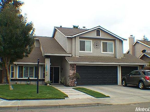 2nd image of 2436 Country Manor Dr