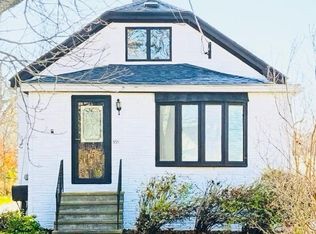 991 Mineral Springs Rd, West Seneca, NY 14224